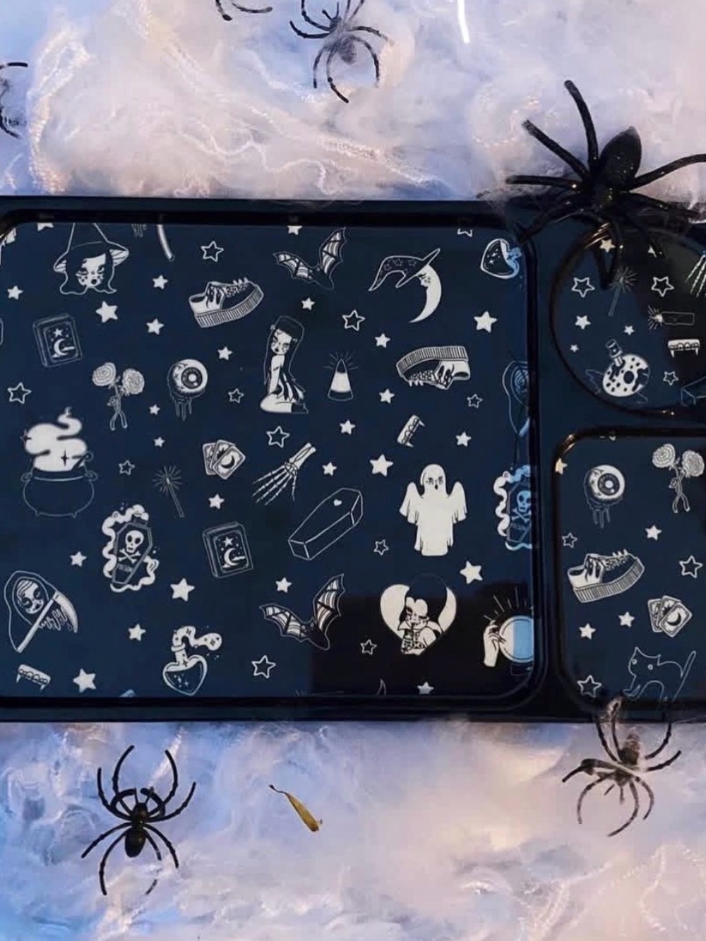 Valfre spooky Black Halloween Icon Rolling Tray Set